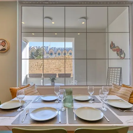 Stylish 3bdrm 3bathrm Near Balluta Bay, St Julians 公寓 Saint Julian's