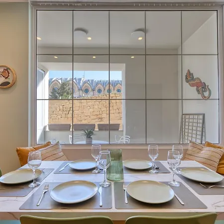 Stylish 3bdrm 3bathrm Near Balluta Bay, St Julians Saint Julian's