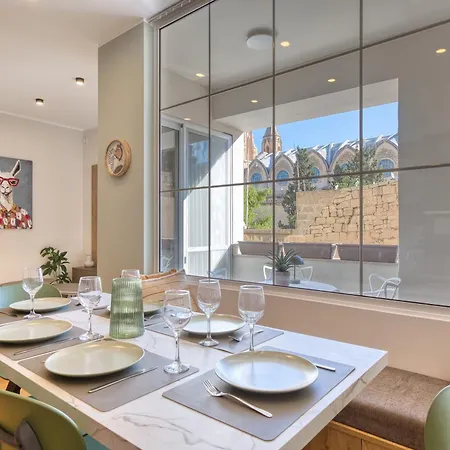 Stylish 3bdrm 3bathrm Near Balluta Bay, St Julians