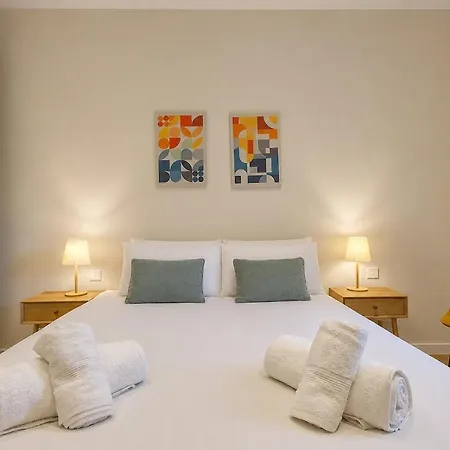 Stylish 3bdrm 3bathrm Near Balluta Bay, St Julians 公寓 *