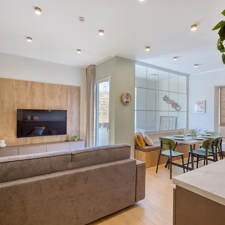 Stylish 3bdrm 3bathrm Near Balluta Bay, St Julians 公寓